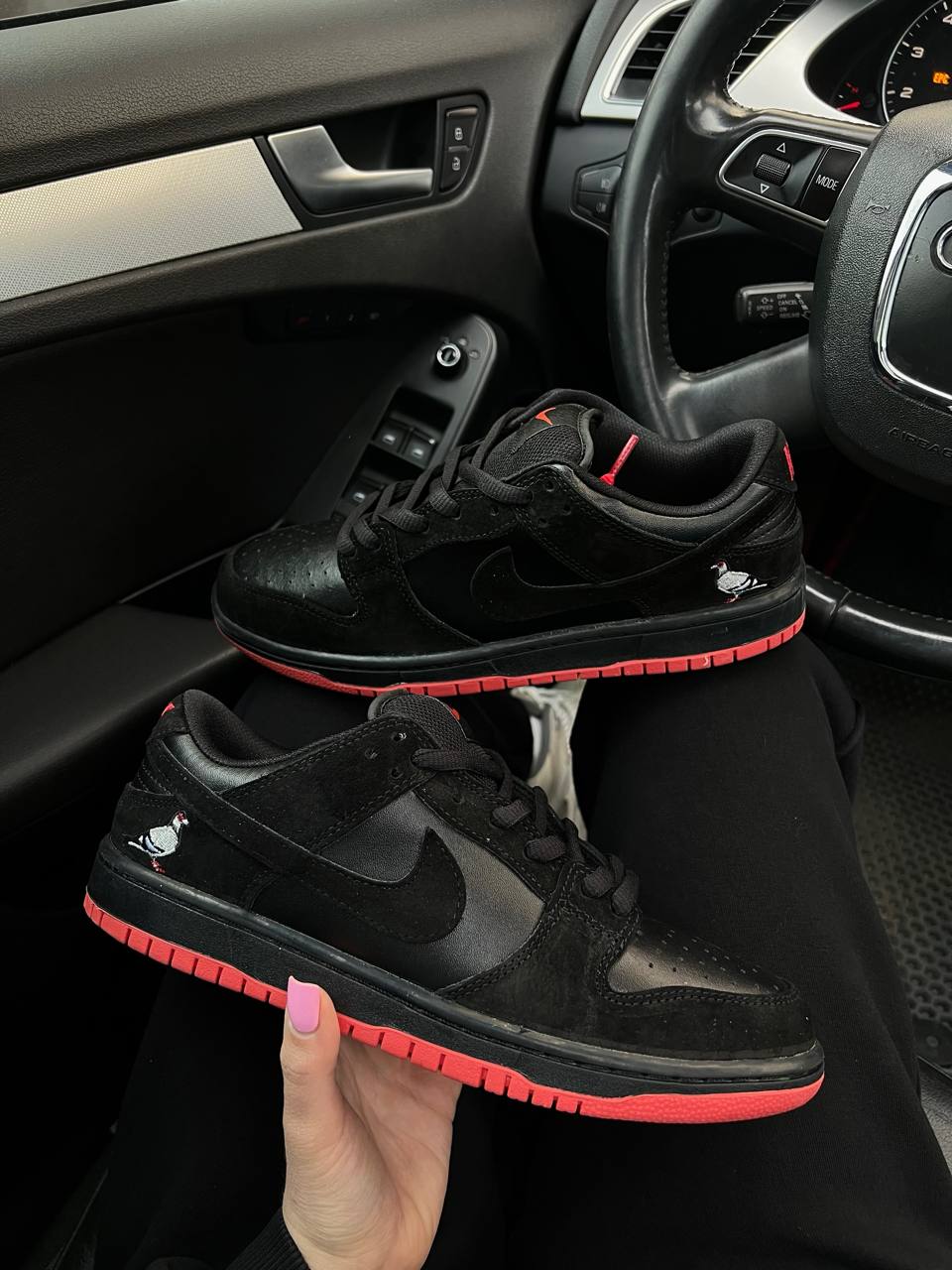 Кросівки Nike SB Dunk Low Pigeon Black