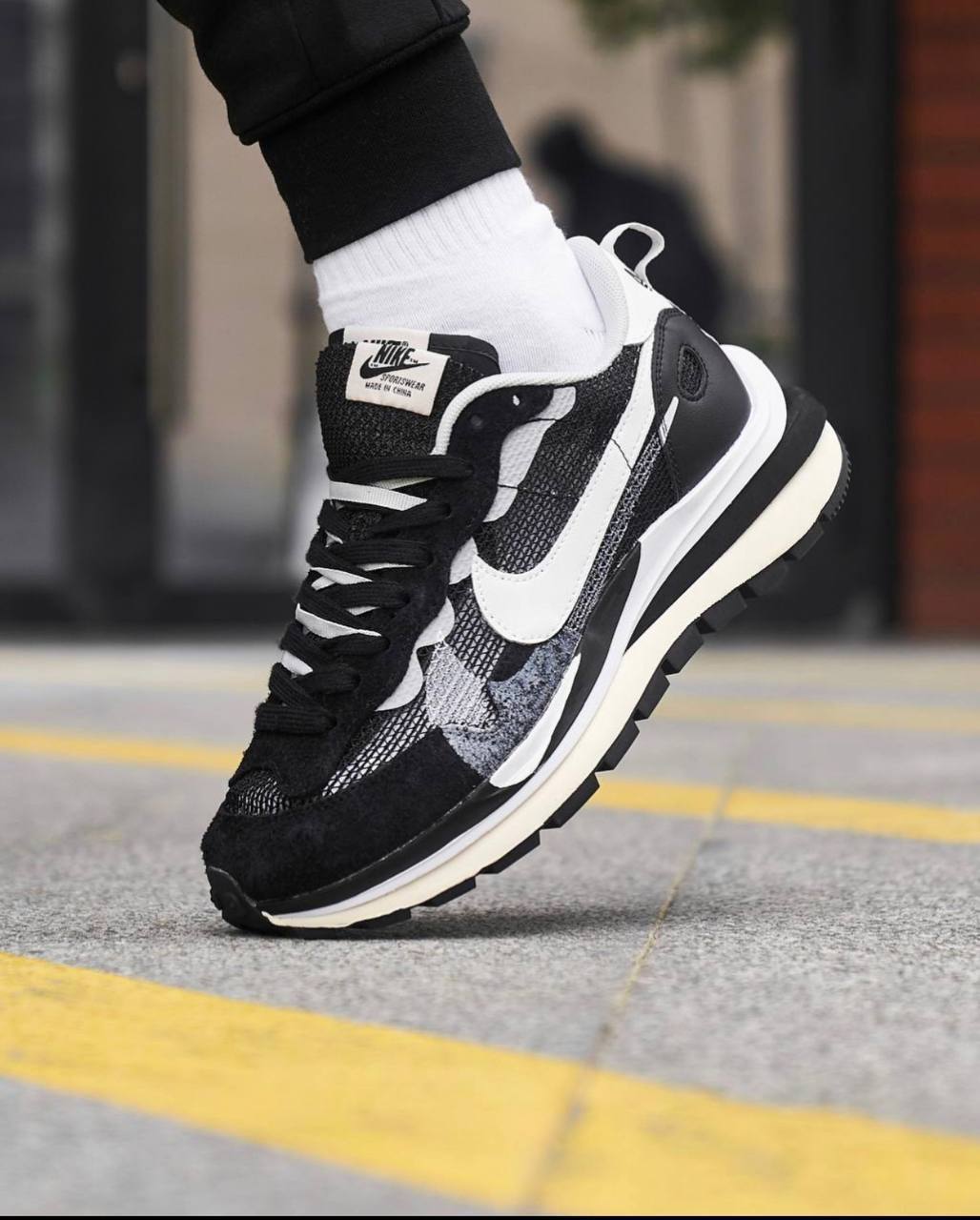 Кросівки Nike x Sacai VaporWaffle Sport Fuschia Black