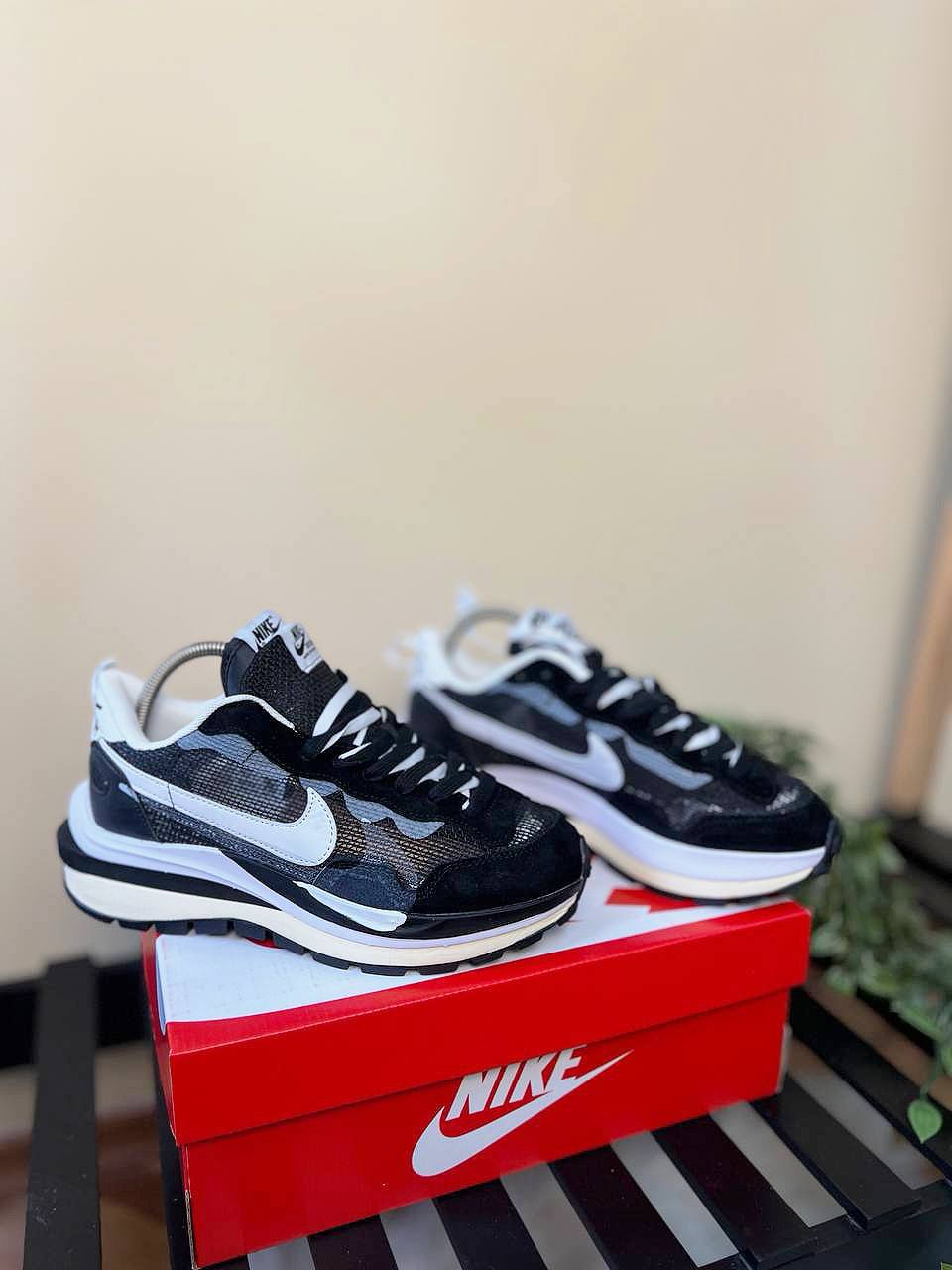 Кросівки Nike x Sacai VaporWaffle Sport Fuschia Black